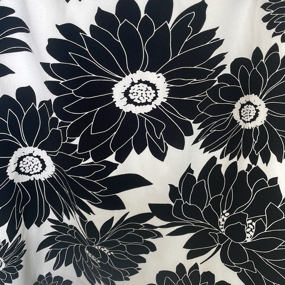 Ann Taylor LOFT floral skirt 6 - Picture 2 of 7